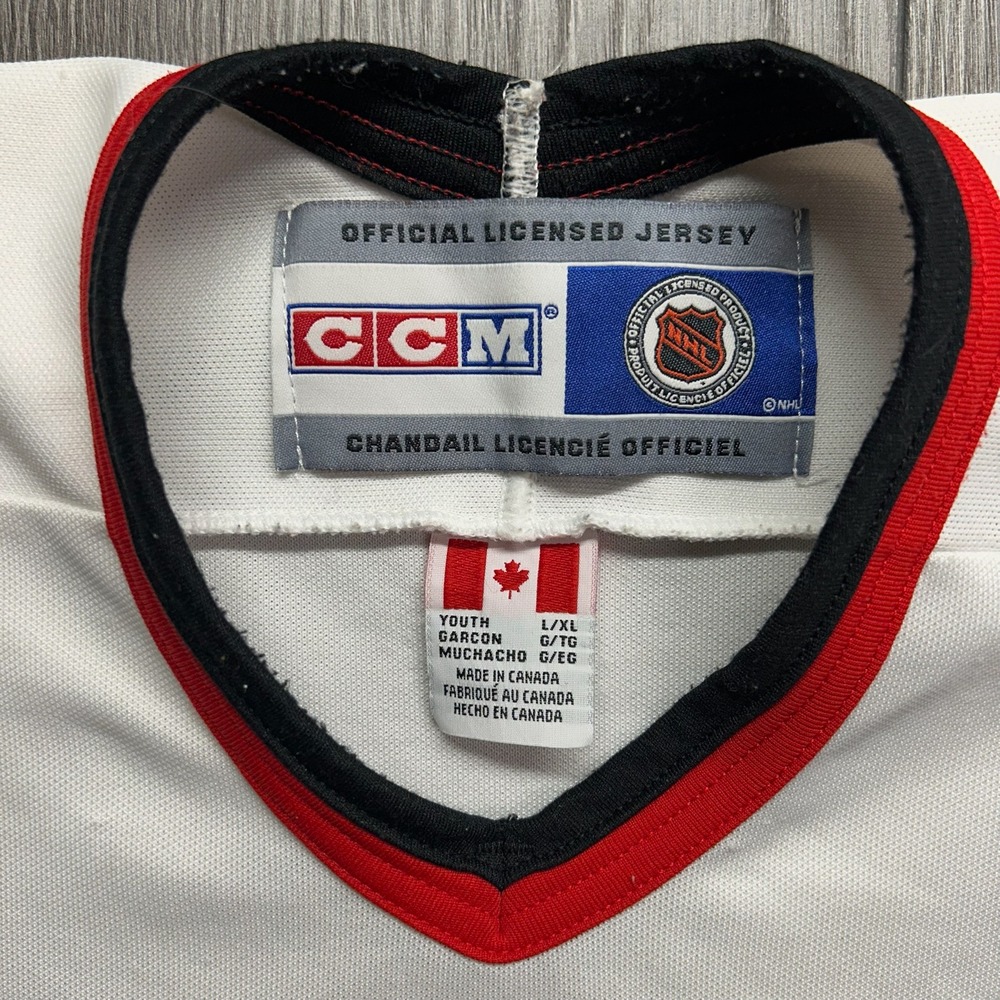 Vintage CCM Ottawa Senators NHL Hockey Jersey Kids L/XL White Red Black Canada - Picture 3 of 8